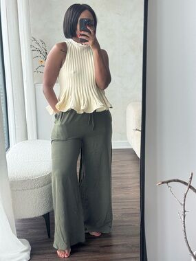 linen blend Wide-Leg Drawstring Pants in Olive Green (L)